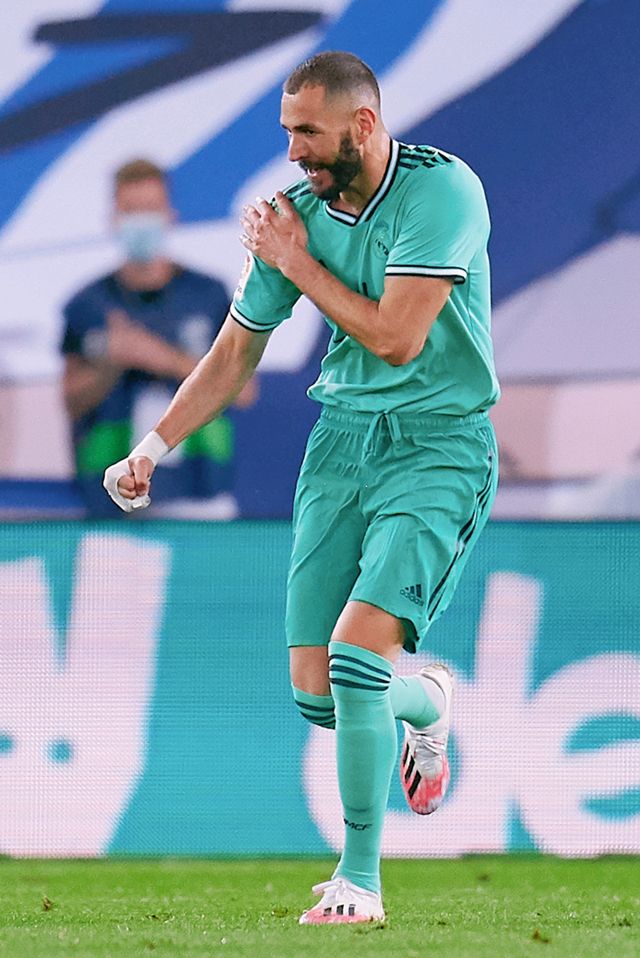 包含皇家马德里今晚内部沟通,志在社区盾名次提升,质疑声仍在,阵容厚度经受考验的词条 包含皇家马德里今晚内部沟通,志在社区盾名次提升,质疑声仍在,阵容厚度经受考验的词条