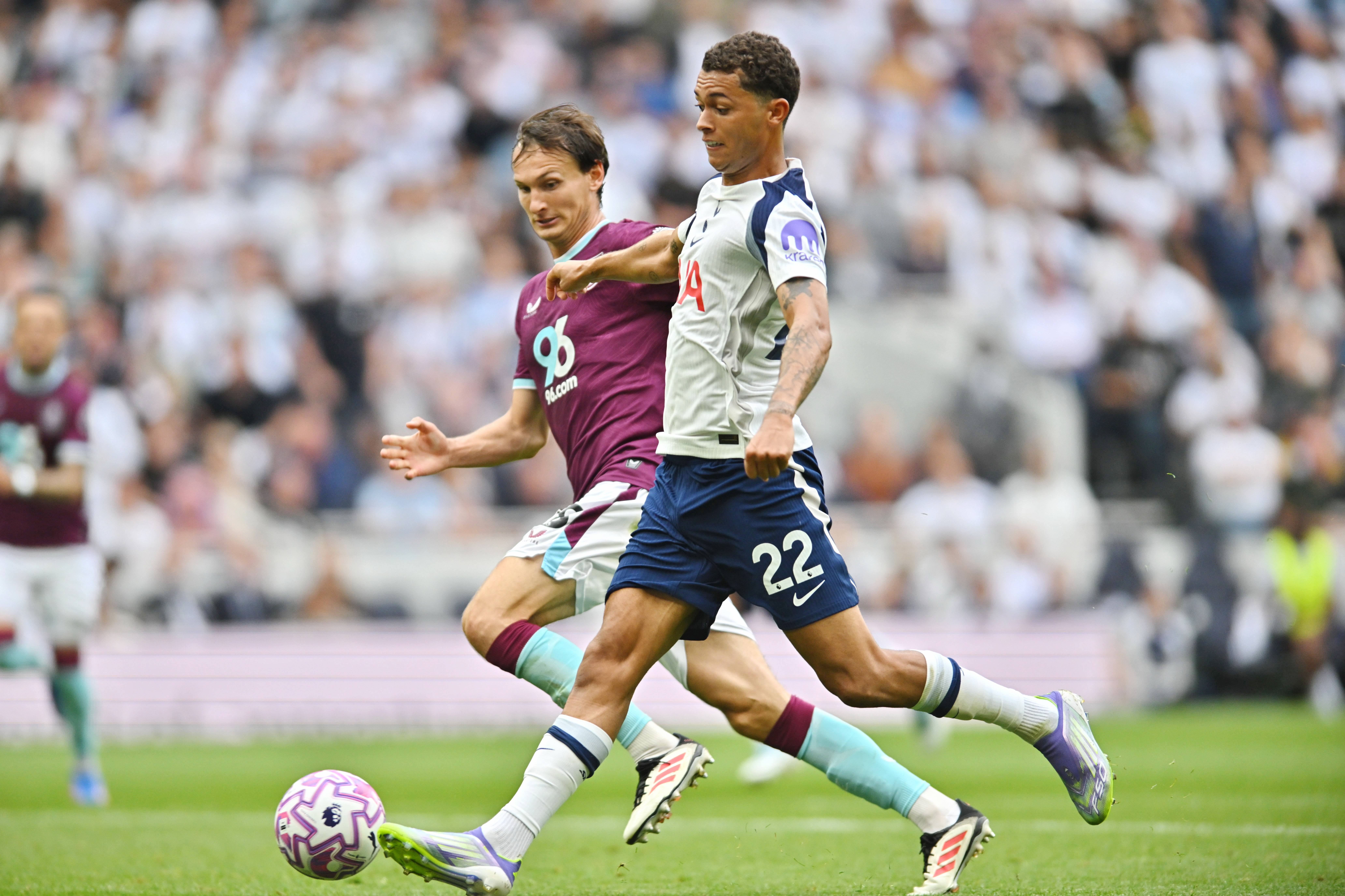 关于利物浦赛前手感冰凉，志在NBA常规赛名次提升，话题不断，团队化学反应显著的信息-九游体育